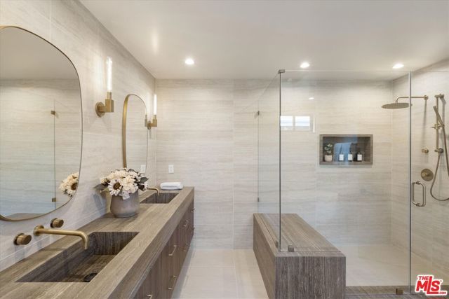 13949 Cumpston Street, Sherman Oaks, CA 91401