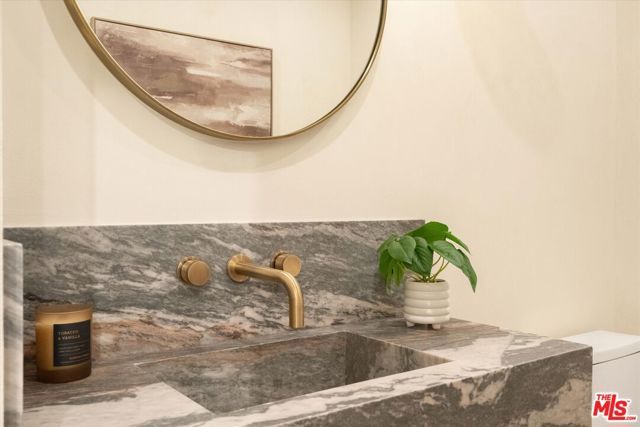 13949 Cumpston Street, Sherman Oaks, CA 91401