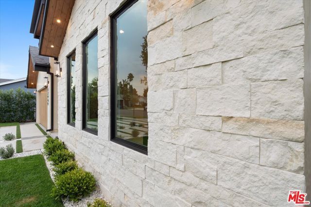 13949 Cumpston Street, Sherman Oaks, CA 91401