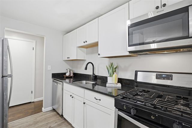 134 Jeanette Dr, Verona, PA 15147