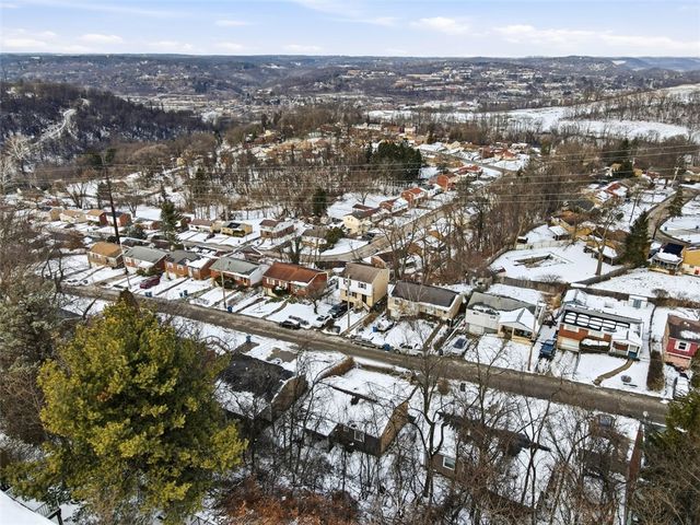 134 Jeanette Dr, Verona, PA 15147