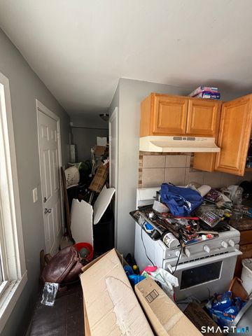 13 Valley Place North, New Haven, CT 06515