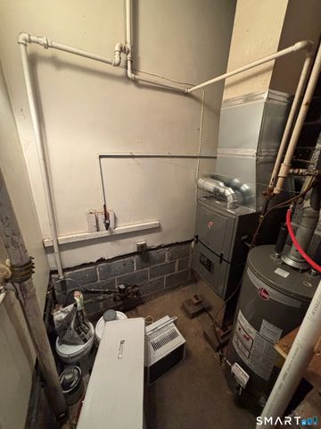 13 Valley Place North, New Haven, CT 06515