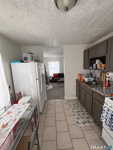 13 Valley Place North, New Haven, CT 06515