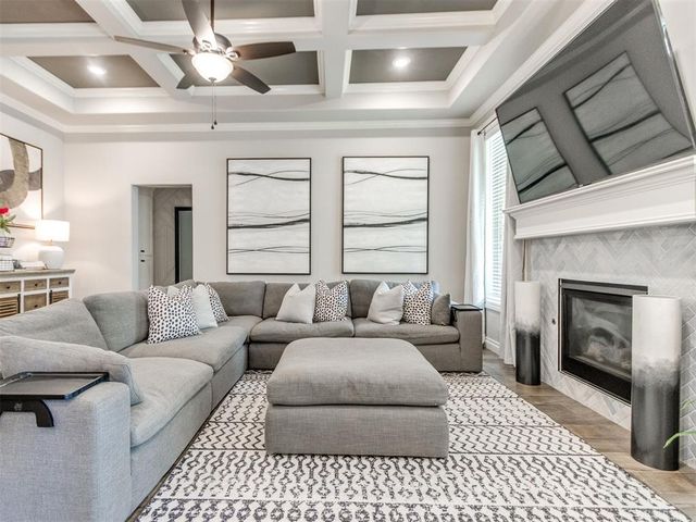 5025 Sunspear Drive, Edmond, OK 73007