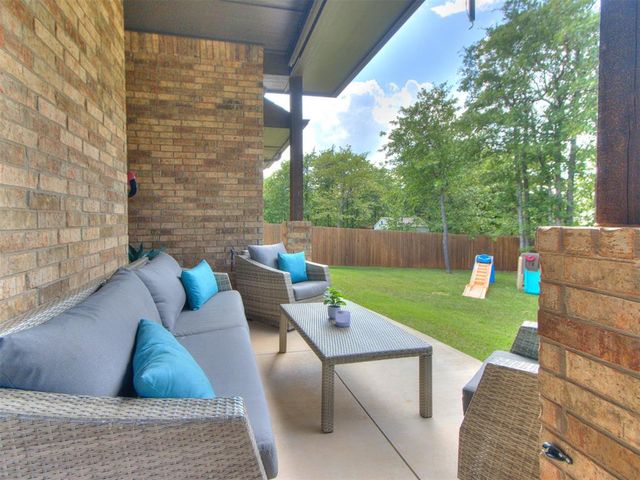 5025 Sunspear Drive, Edmond, OK 73007