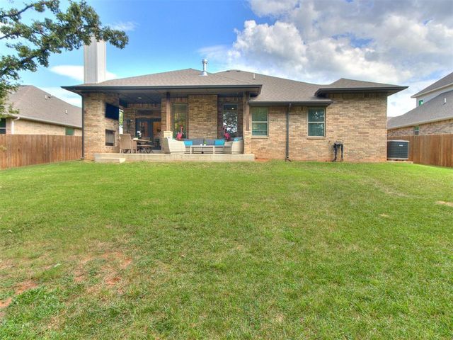 5025 Sunspear Drive, Edmond, OK 73007