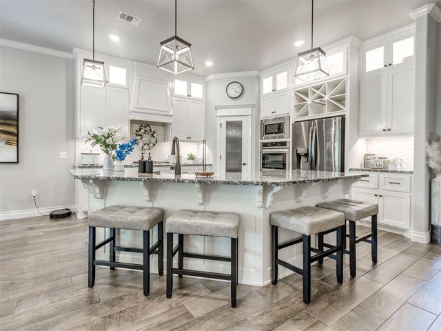 5025 Sunspear Drive, Edmond, OK 73007