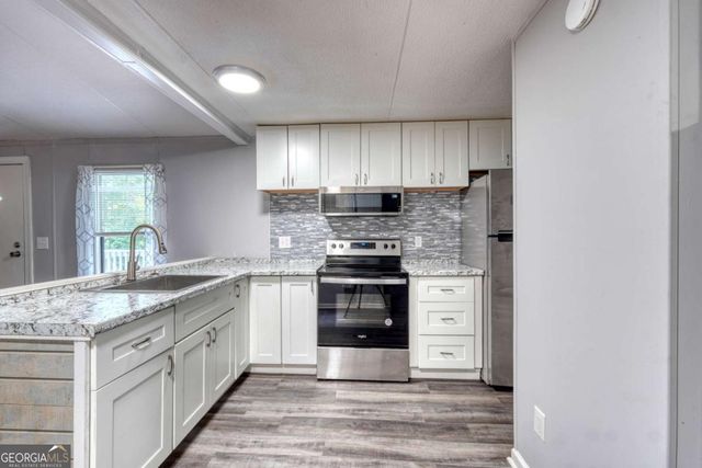 8223 True Love Mountain Road, Young Harris, GA 30582