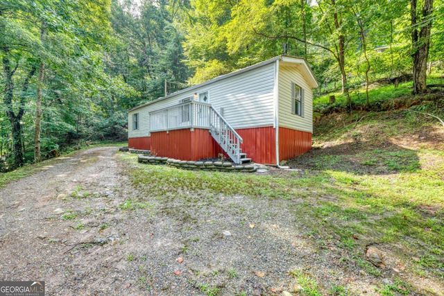 8223 True Love Mountain Road, Young Harris, GA 30582