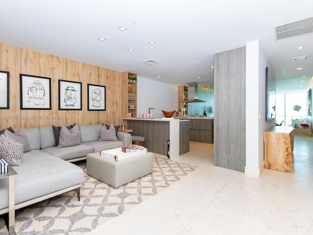 360 Ocean Dr 606S, Key Biscayne, FL 33149