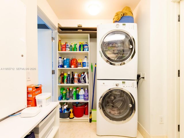 360 Ocean Dr 606S, Key Biscayne, FL 33149