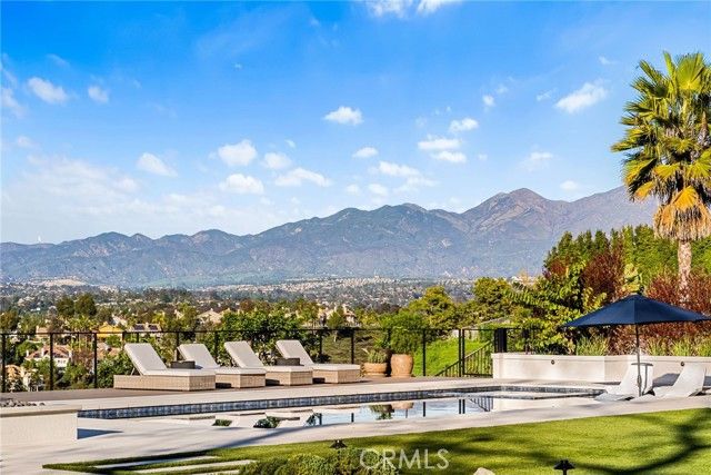 27501 Boothill Court, Laguna Hills, CA 92653