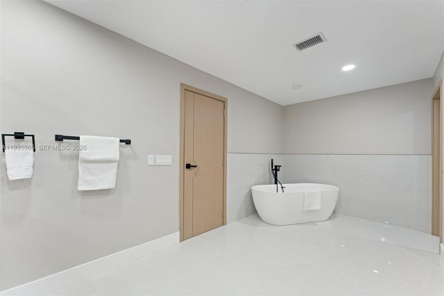 16733 Golfview Dr, Weston, FL 33326