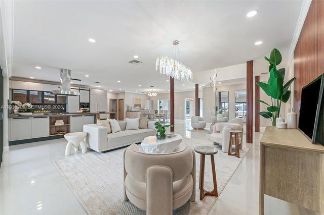 16733 Golfview Dr, Weston, FL 33326