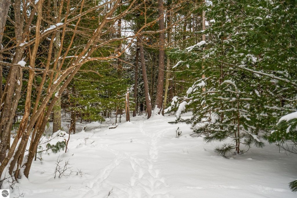 00 Business Park Drive, Traverse City, MI 49686