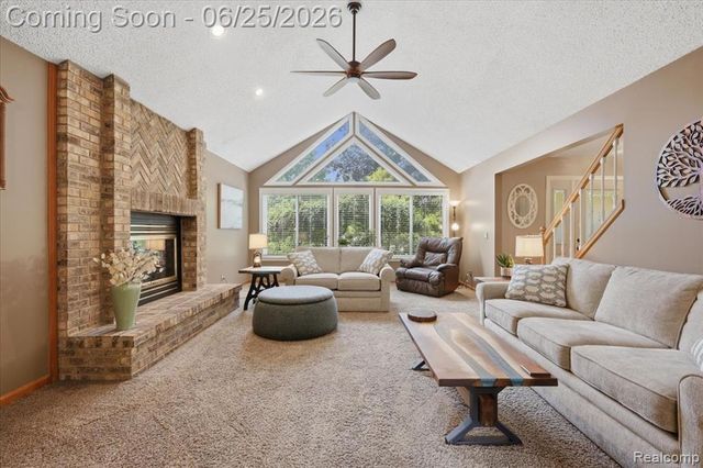 5762 Garnet Circle, Clarkston, MI 48348