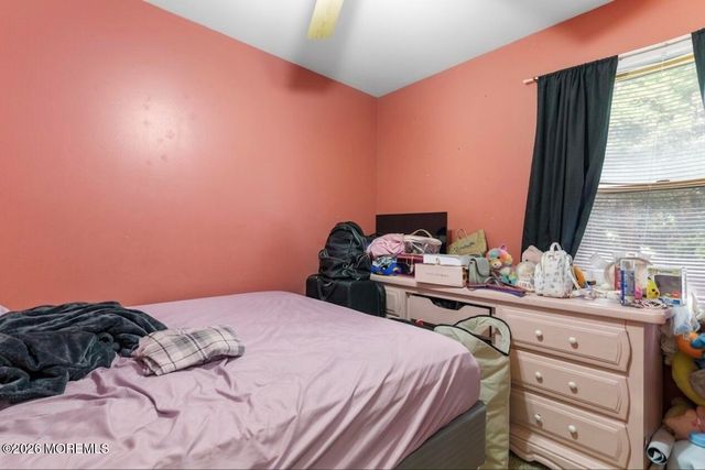546 Roosevelt Avenue, Toms River, NJ 08753