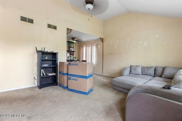 546 Roosevelt Avenue, Toms River, NJ 08753