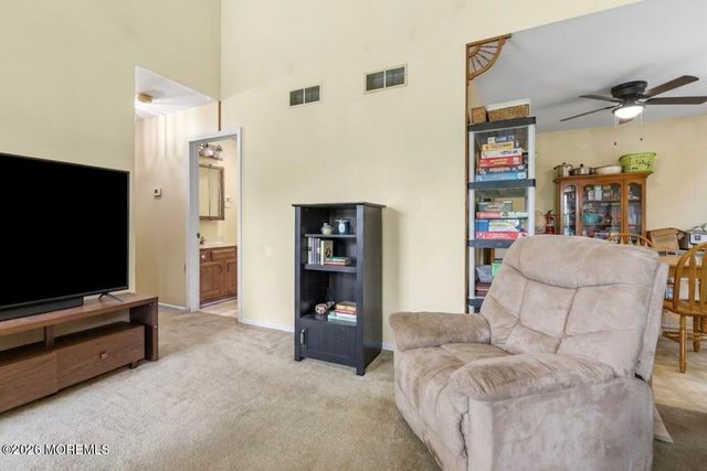 546 Roosevelt Avenue, Toms River, NJ 08753