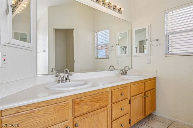 1017 Royal Birch Lane, Las Vegas, NV 89144