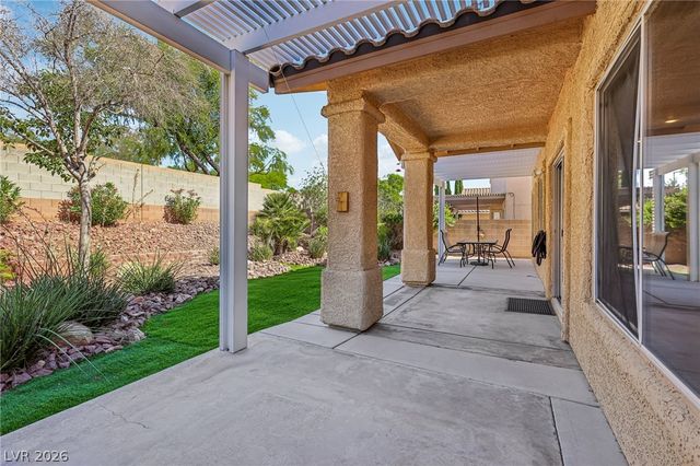 1017 Royal Birch Lane, Las Vegas, NV 89144
