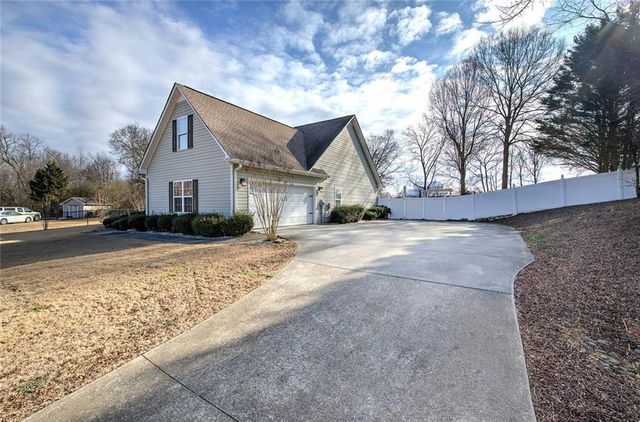 140 Grist Mill SE Lane, Calhoun, GA 30701