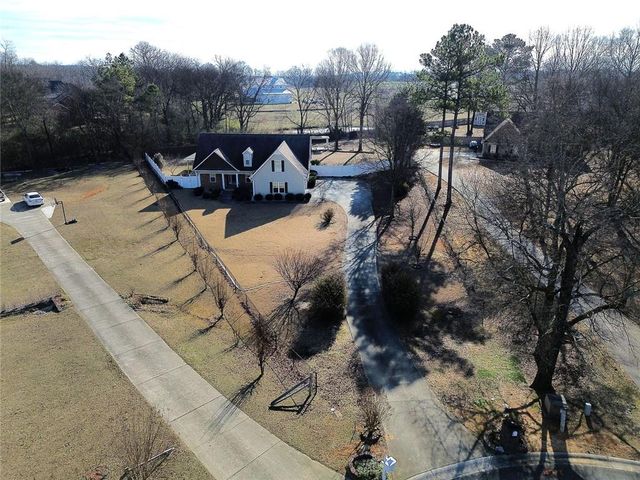 140 Grist Mill SE Lane, Calhoun, GA 30701