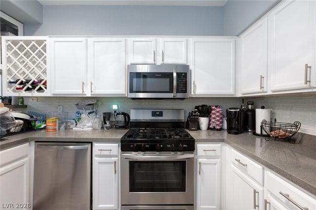 8725 West Flamingo Road 109, Las Vegas, NV 89147