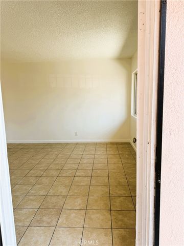2672 S Redondo Boulevard 3, Los Angeles, CA 90016