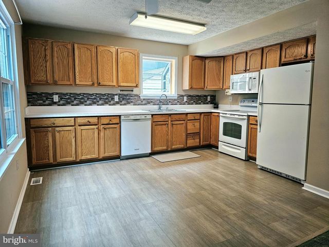 58 BREMER DR, Glen Burnie, MD 21061