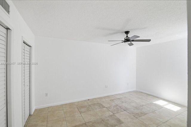 5050 NW 7th St 806, Miami, FL 33126