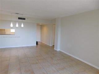 8650 SW 133 RD 408, Miami, FL 33183