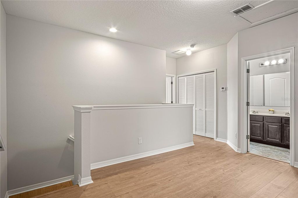 Image 23 of property listing at 11472 CENTER LAKE DRIVE, Windermere, FL 34786