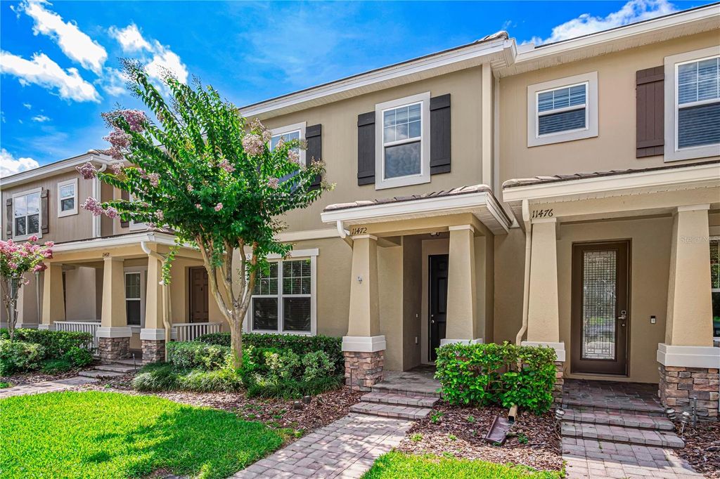 Image 4 of property listing at 11472 CENTER LAKE DRIVE, Windermere, FL 34786