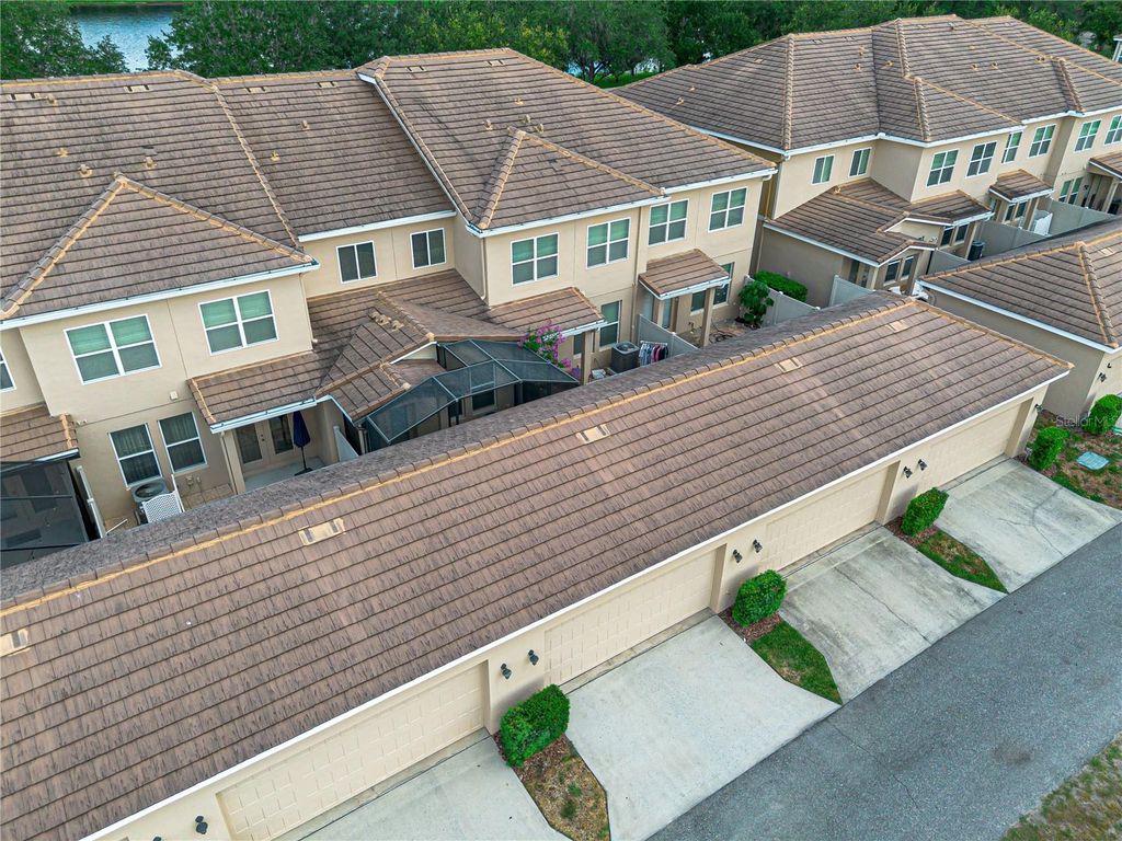 Image 41 of property listing at 11472 CENTER LAKE DRIVE, Windermere, FL 34786