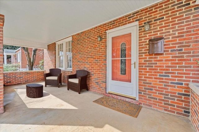 2704 Floraland DR, Roanoke, VA 24012