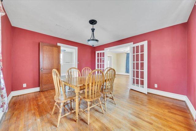 2704 Floraland DR, Roanoke, VA 24012