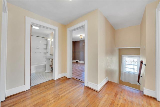 2704 Floraland DR, Roanoke, VA 24012