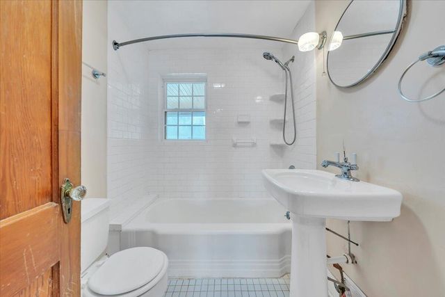 2704 Floraland DR, Roanoke, VA 24012