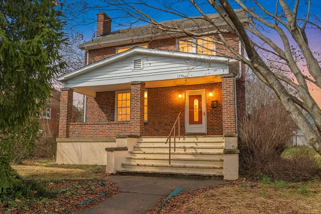 2704 Floraland DR, Roanoke, VA 24012