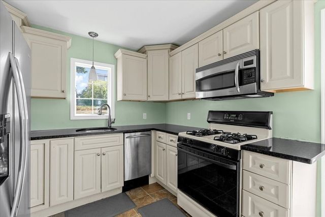 24 Aspinwall Ave, Weymouth, MA 02191