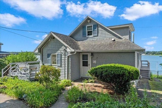 24 Aspinwall Ave, Weymouth, MA 02191