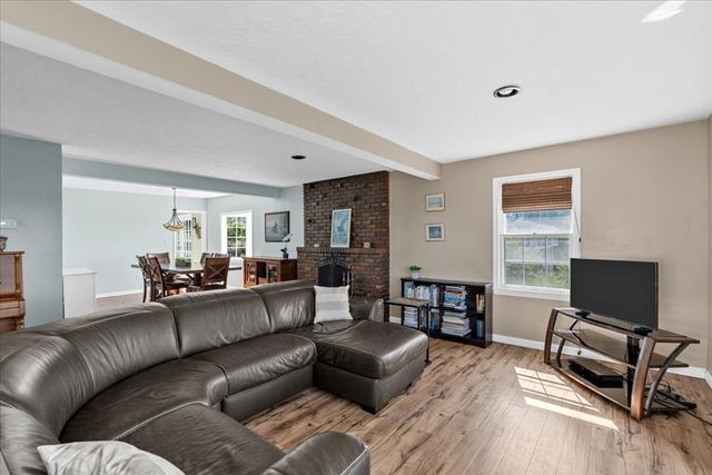 24 Aspinwall Ave, Weymouth, MA 02191