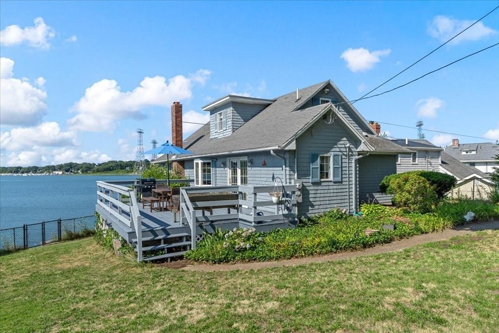 24 Aspinwall Ave, Weymouth, MA 02191