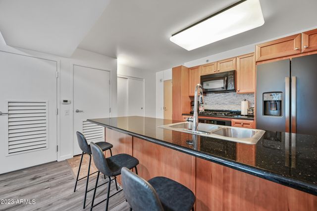 4808 N 24TH Street 727, Phoenix, AZ 85016