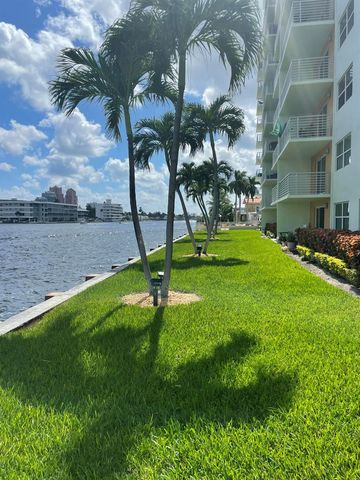 2900 NE 30th Street B2, Fort Lauderdale, FL 33306