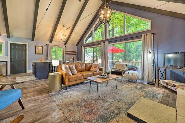12155 Dubois Drive, Canadian Lakes, MI 49346