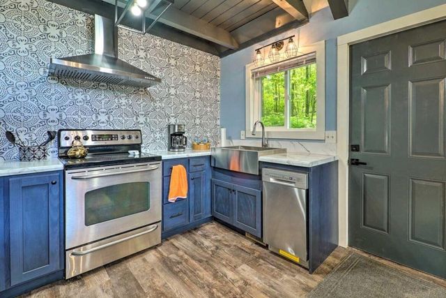 12155 Dubois Drive, Canadian Lakes, MI 49346
