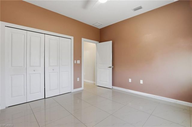 2713 SW Embers TER, Cape Coral, FL 33991